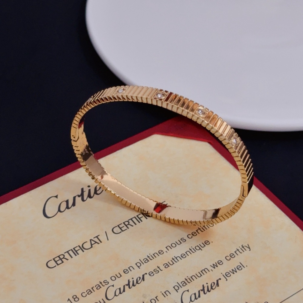 Cartier Ridged Texture Gold Bangle Bracelet - Picture 9 of 9